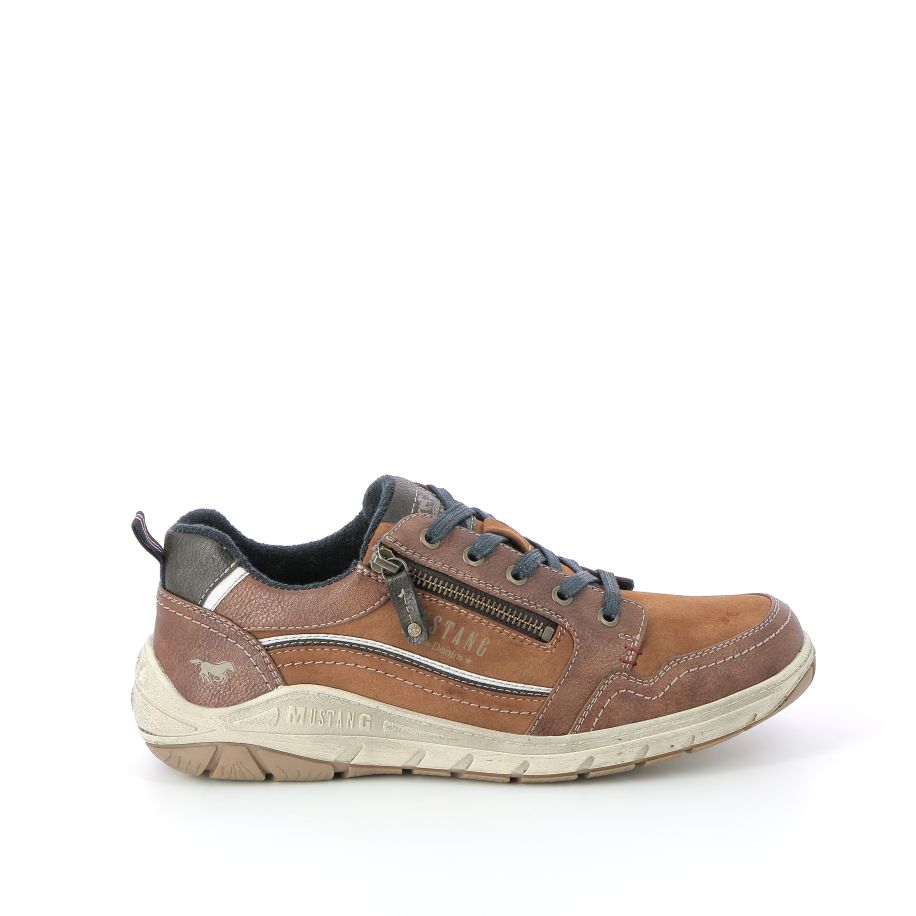Mustang Sneakers - Veterschoenen - Bruin - Pronti